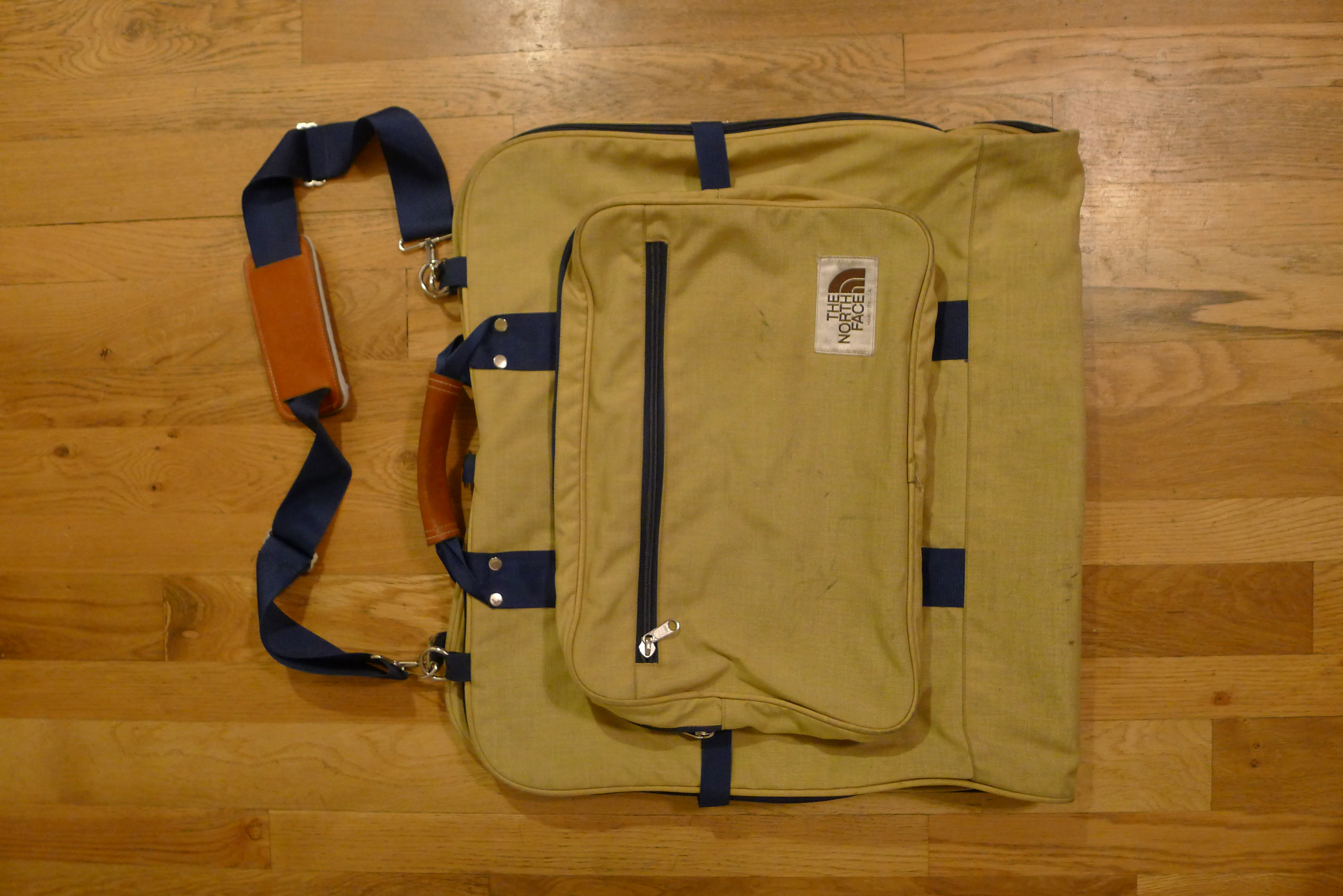 The North Face Garment Bag – Basecamp 