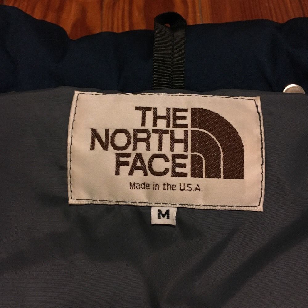 north face label